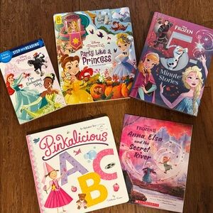 Disney Princess and Frozen book set, bundle of 5 Princess books
